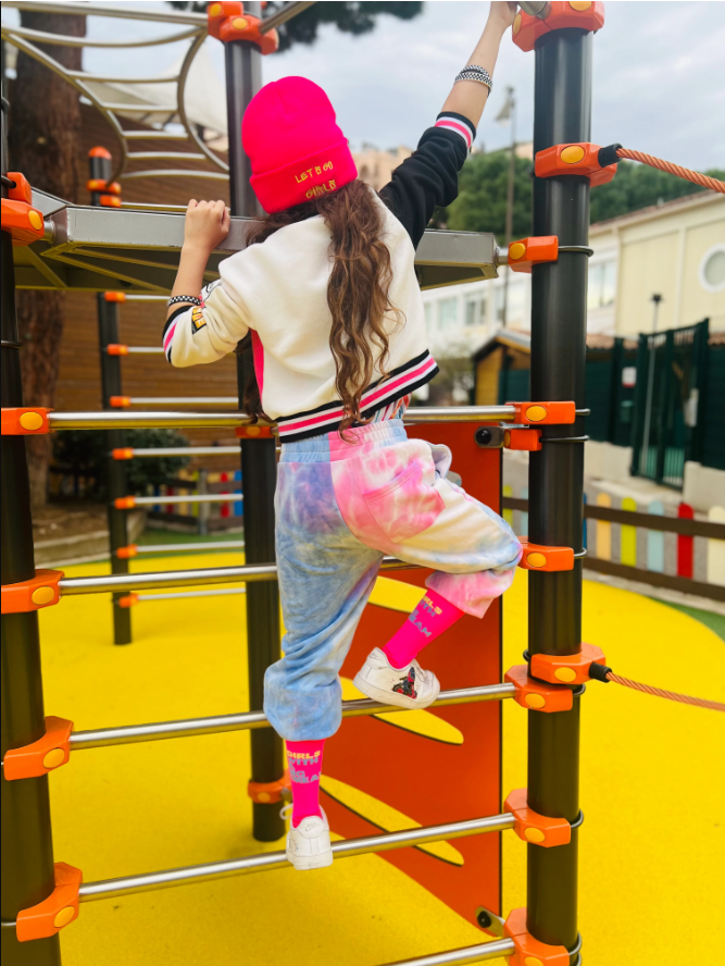 ✨Affirme ton style sur et en dehors des pistes avec ces chaussettes ultra-tendances !