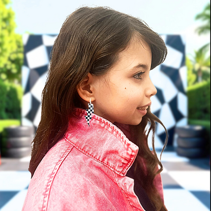 🏁 Boucles d’oreilles Drapeau à Damier – Esprit Racing 🏎️✨